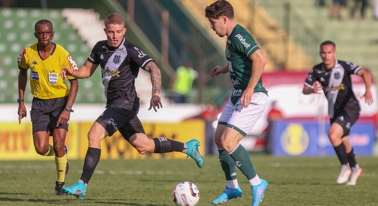 Eduardo Person vai ao ataque pelo Guarani