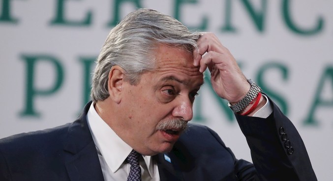 Alberto Fernandez, presidente da Argentina, disse estar bem fisicamente
