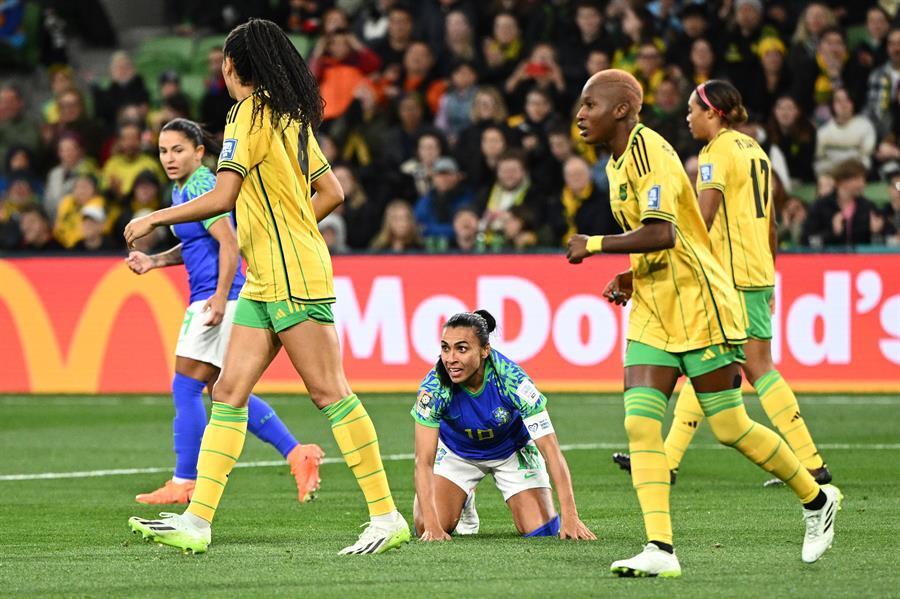 Pia se recusou a observar pessoalmente a Jamaica, adversária na fase de grupos. Time eliminou o Brasil