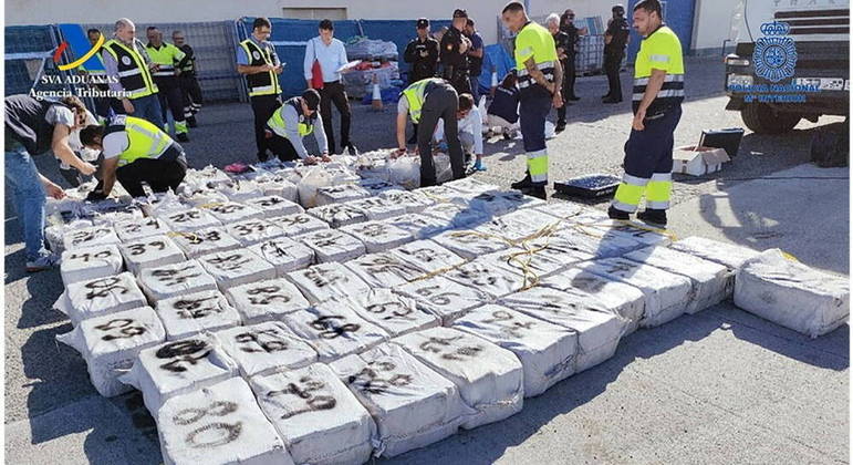 Atlântico é rota de transporte de cocaína da América do Sul para a Europa