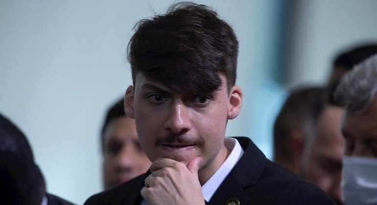 Polícia Federal marca depoimento de Jair Renan para quinta-feira - Notícias - R7 Brasília