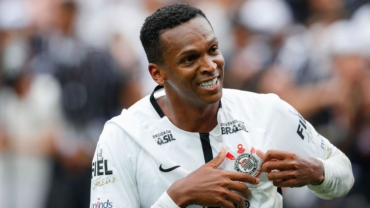 ArtilhariaAlém da mesma pontuação, os clubes possuem semelhanças no ataque, com jogadores artilheiros nas respectivas temporadas. Em 2017, com o Corinthians, Jô marcou 19 gols e dividiu a artilharia com Henrique Dourado, do Fluminense. Em 2023, o Botafogo contou com Tiquinho Soares para marcar 16 gols até a 32ª rodada e está empatado com Paulinho, do Atlético-MG