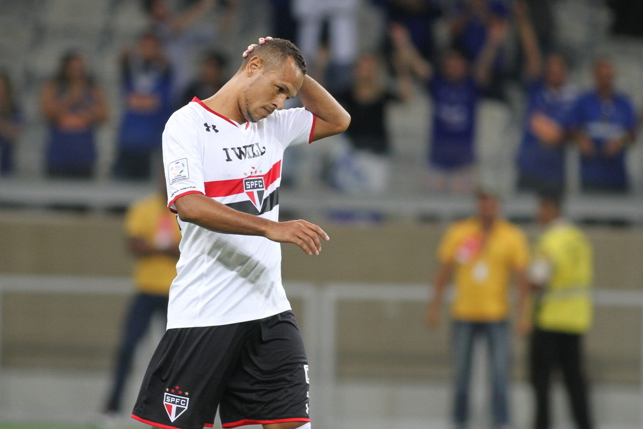 Richarlison desabafa após passar por cirurgia no púbis: 'Dores minaram  minha alegria de jogar' - Esportes - R7 Futebol