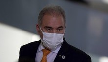 Para reduzir custos pessoais, Queiroga muda de hotel em NY
