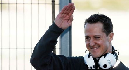 Família e amigos de Schumacher não falam do estado de saúde do ex-piloto
