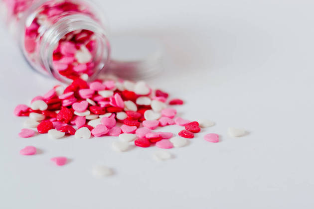 El amor es la mejor medicina. Foto Maira Gallardo para Unsplash.