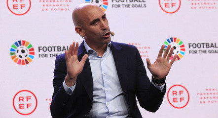 Rubiales pode ser suspenso do futebol pelos próximos 15 anos
