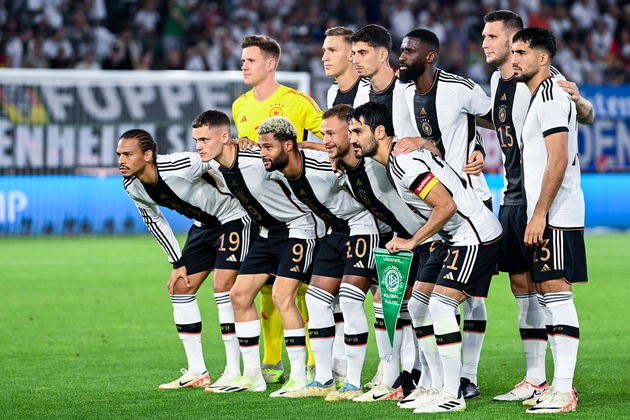 8º AlemanhaValor: 706,5 milhões de euros (R$ 3,74 bilhões)Principais jogadores: Musiala, Sané e KimmichClassificação na última Copa do Mundo (Catar): 17º