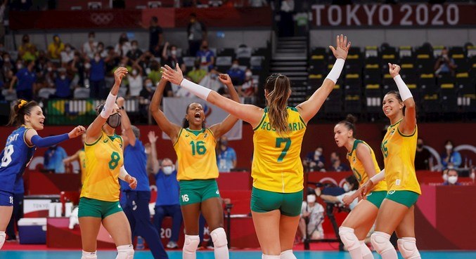 Atual campeão olímpico na quadra no masculino, vôlei russo é