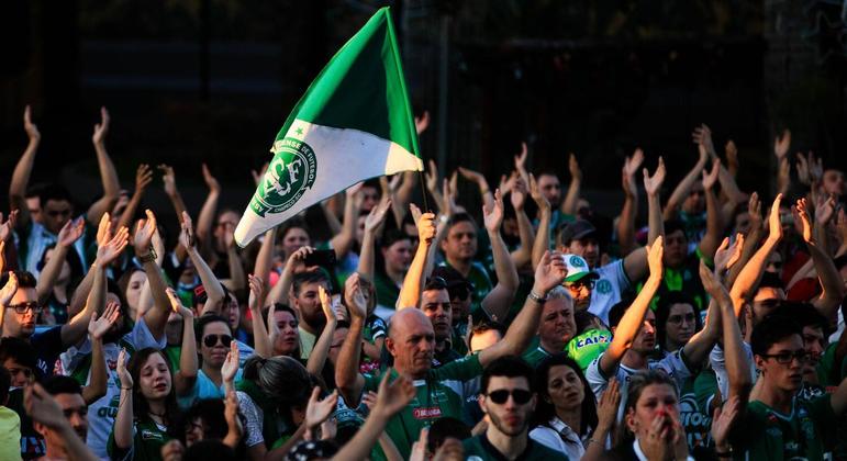 Torcedores da Chape lotaram a Arena Condá no dia do acidente