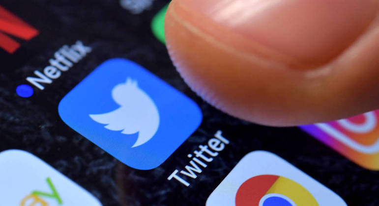 Corte em massa e ameaça de Musk desmotivaram colaboradores do Twitter