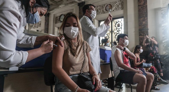 Vacinação trouxe mais segurança e conforto aos brasileiros