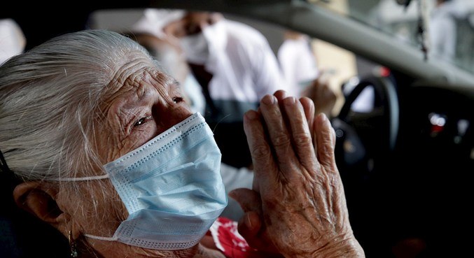 Todos os idosos com mais de 90 anos serão vacinados em SP até fim da semana