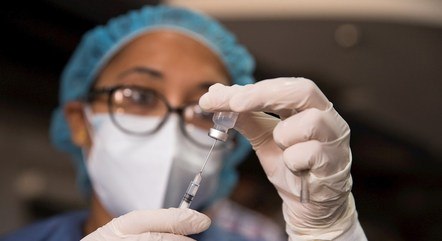 Até dezembro, Brasil deverá ter 414 mi de doses