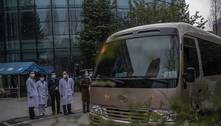 Missão da OMS faz nova inspeção em hospital de Wuhan, na China