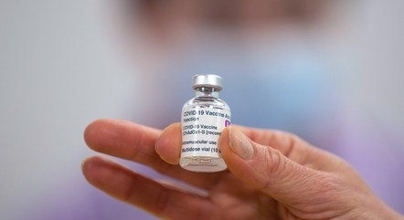 Duas vacinas aguardam autorização da Anvisa