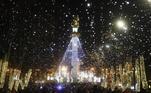 Tbilisi (Georgia), 10/12/2021.- A view of Christmas decorations and lights in the center of Tbilisi, Georgia, 10 December 2021. EFE/EPA/ZURAB KURTSIKIDZE