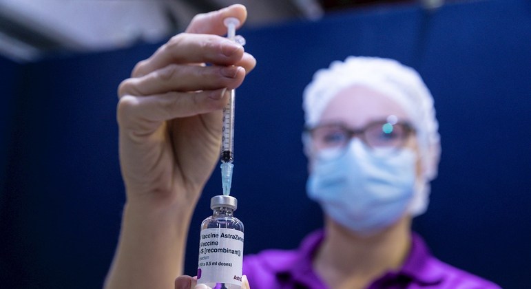 Anvisa suspende a vacinação de grávidas depois delas serem incluídas como prioridade