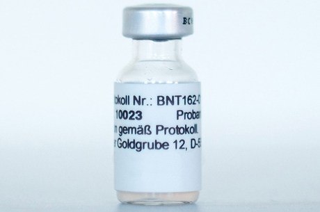 Vacina BioNTech/Pfizer requer armazenamento a -70°C