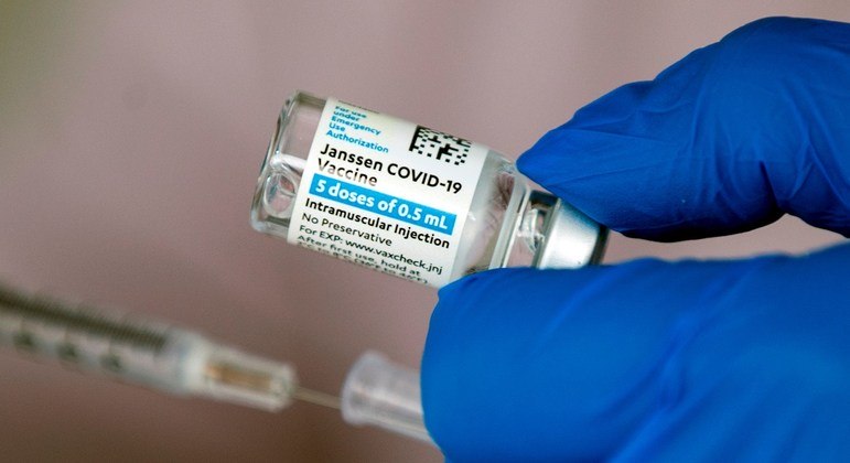 Vacina da Janssen começou a ser usada no Brasil em meados de junho