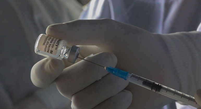 Milhões de americanos receberão a dose de reforço do imunizante
