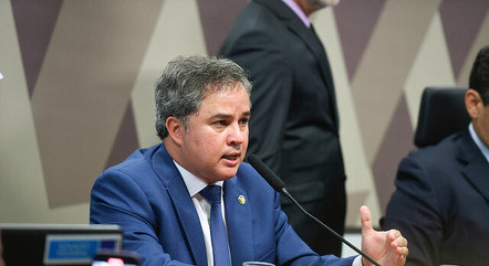 Efraim diz que PEC deve ser votada em abril
