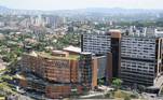 O Hospital Israelita Albert Einstein, em São Paulo, é o único da América Latina a integrar o top 100, ocupando a 34ª posição. A instituição obteve altas notas nas especialidades de cardiologia, cirurgia cardíaca, endocrinologia, gastroenterologia, neurocirurgia, neurologia, oncologia, ortopedia, pediatria e urologia