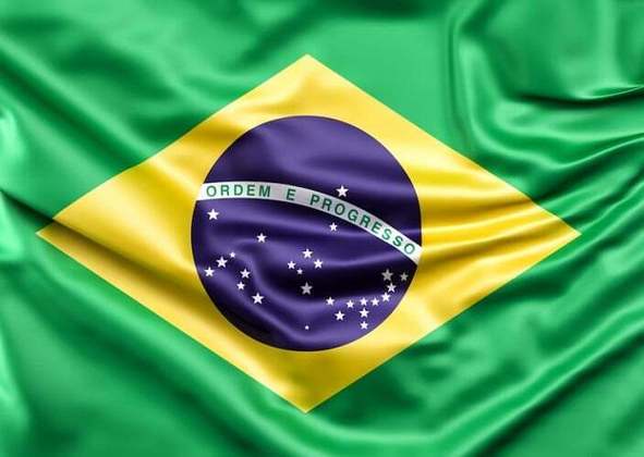 Ele é comemorado no Brasil no dia 12 de junho desde 1948. A criação da data aconteceu como uma estratégia comercial pensada pelo publicitário João Doria, pai do ex-governador de São Paulo, João Doria Jr.