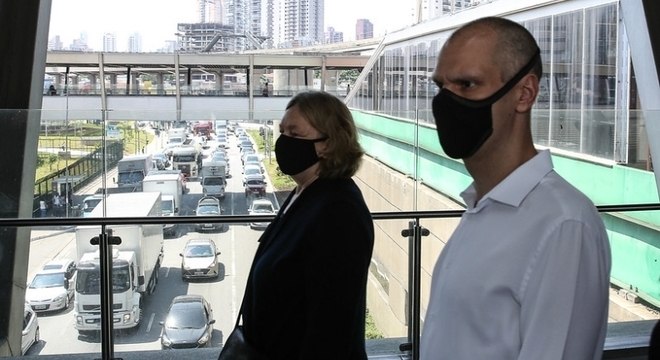 Bruno Covas visitou terminal na Vila Prudente, na zona leste de SP