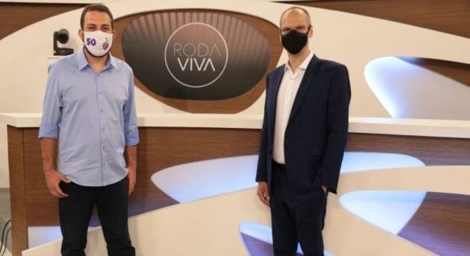 Pandemia e racismo sobressaem em debate entre Covas e Boulos na TV - Notícias - R7 Eleições 2020