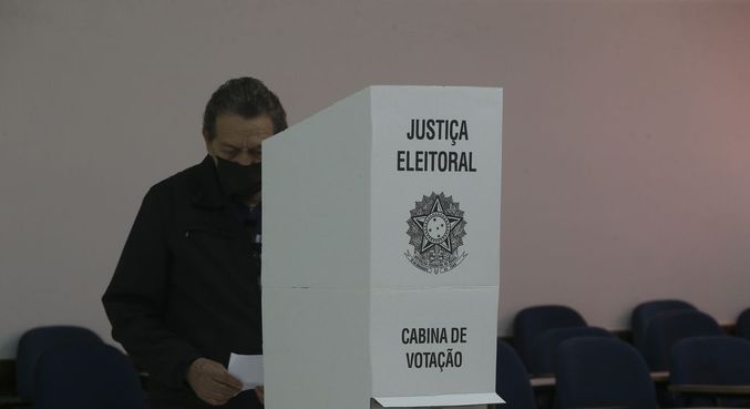 Mais de 12 mi pessoas foram às urnas em MG no 1º turno