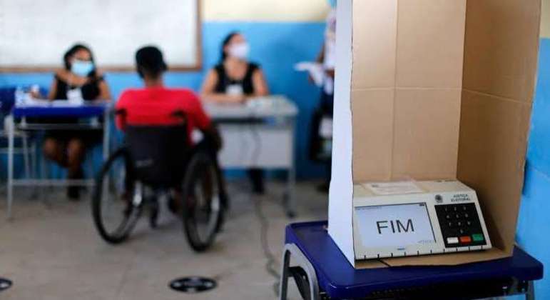 Eleições 2022: Prazo para solicitar seção com acessibilidade e voto em trân