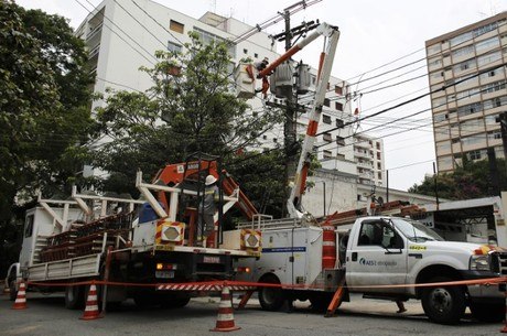 Empresa italiana Enel assume controle acionário da Eletropaulo; aquisição  custou R$ 5,5 bilhões - Jornal Grande Bahia (JGB)