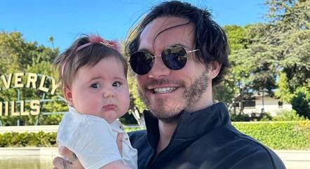 Eliezer com a filha, Lua