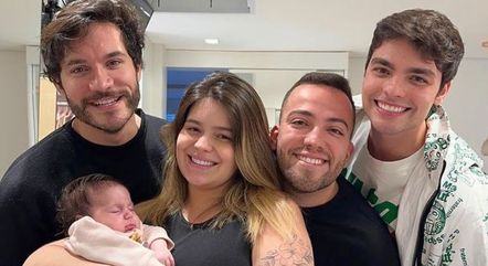 Eliezer e Viih Tube recebem a visita de Lucas Rangel e Lucas Bley