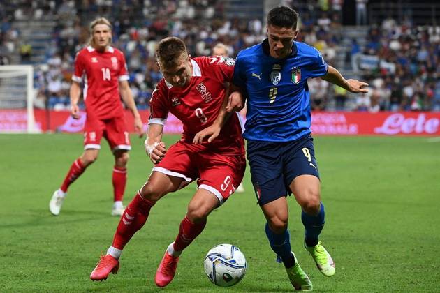Já a Itália, vencedora da Eurocopa 2020, passou por cima da Lituânia e goleou por 5 a 0
