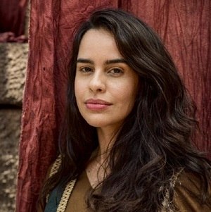 Eline Porto, a Harete, em "Gênesis"