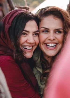 Paloma Bernardi celebra parceria com Martha Meola em Reis