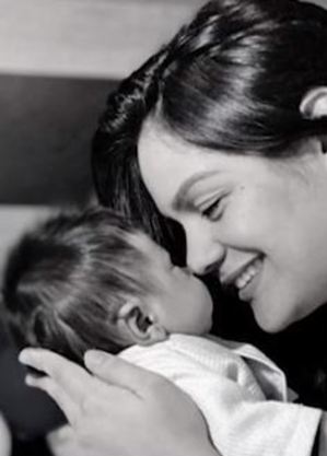 Éllida Ferreira tinha 26 anos e deixa um filho de 6 meses