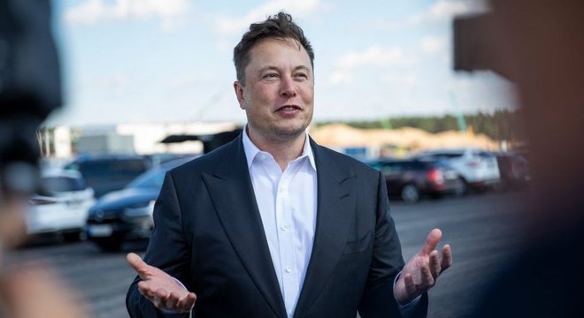 As ações da empresa de carros elétricos de Elon Musk subiram mais de 700% em 2020