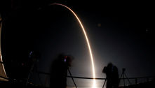 Elon Musk testa internet por satélites e comemora resultado
