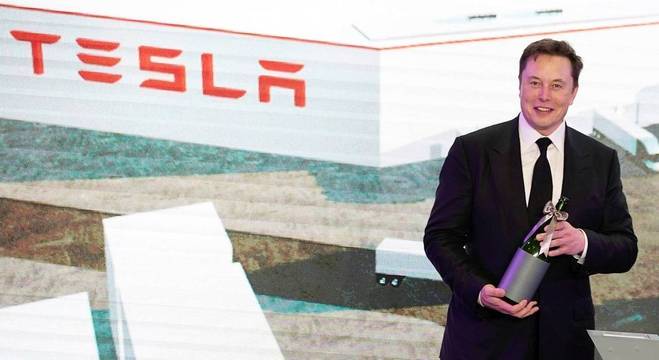 Tesla vai fornecer gratuitamente respiradores pulmonares nos EUA
