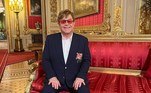 Elton John contou detalhes do vício em drogas ao canal NBC. Ele disse que a cocaína fez com que ele se abrisse e conversasse com as pessoas, pois antes era muito tímido. Porém, ele percebeu que estava fora do controle após a morte do amigo, Ryan White, em 1990. Após seis meses do acontecimento, ele ficou sóbrio