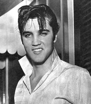 Elvis é autor de vários sucessos que você certamente já ouviu, como 