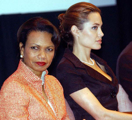 Em 2001, Jolie foi nomeada embaixadora da Boa Vontade do Alto Comissariado das Nações Unidas para os Refugiados