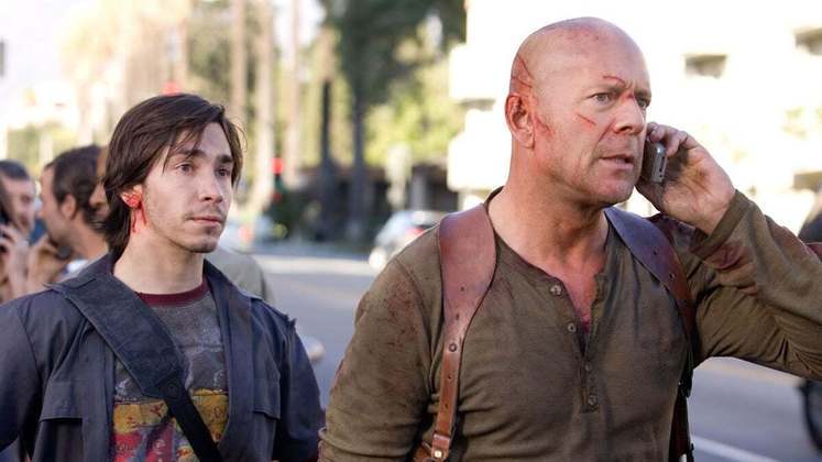 Em 2007, Bruce Willis e John McClane voltaram à atividade para a quarta parte da franquia, chamada 