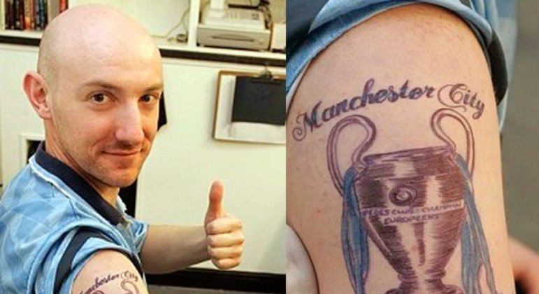 Em 2009, um torcedor bastante empolgado com os investimentos do Manchester City tentou profetizar e tatuou que o clube inglês seria campeão da Champions League em 2011. Nada feito! O clube nem disputou a competição na temporada 2010/11 e até hoje ainda não tem Champions.