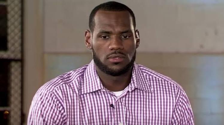 Em 2010, LeBron James anunciou a ida para o Miami Heat através do programa 'The Decision'. 