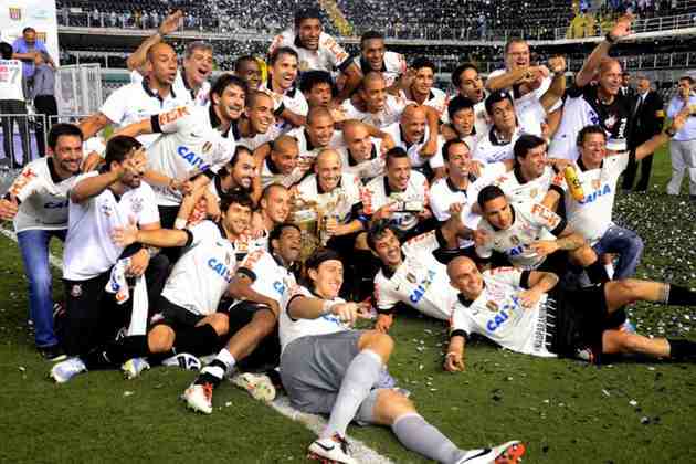 Em 2013, o São Paulo encontrou o Corinthians em mais uma edição da Recopa Sul-Americana. No primeiro jogo, o Tricolor foi derrotado por 2 a 1. No duelo de volta, o Corinthians triunfou mais uma vez, com um placar de 2 a 0.