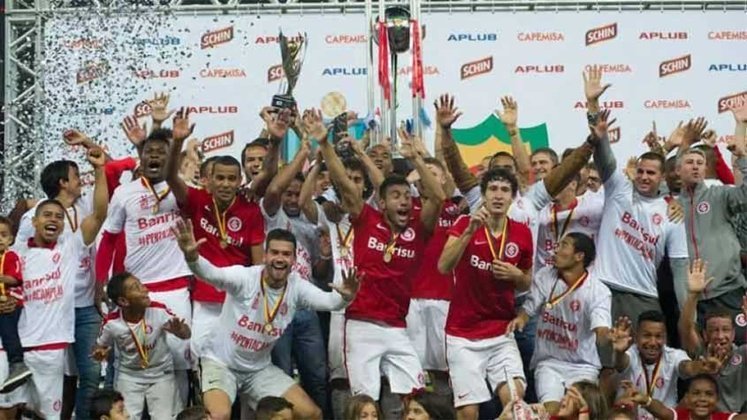Em 2015, o time colorado levou o Pentacampeonato consecutivo do Campeonato Gaúcho.